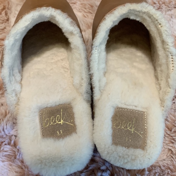 Beek shearling lined wood clogs - Picture 5 of 6